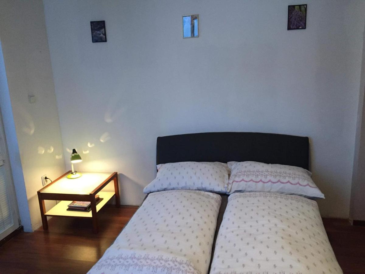Hostel Fontana Жилина Экстерьер фото